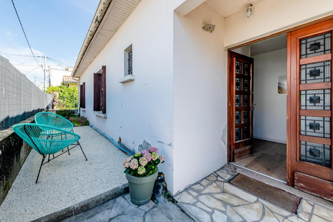 Maison De Plain Pied Avec Exterieur Apartment Floirac  Exterior photo